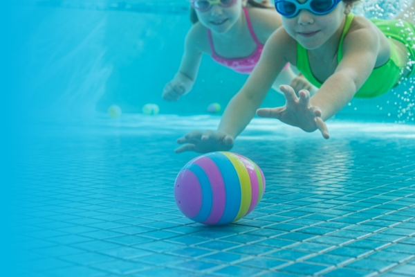 Zwembad-tweede-paasdag-uitje-kinderen-flevoland-paasei-zoeken-speurtocht-3