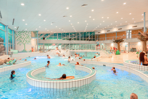 Zwembad De Koploper in Lelystad | Recreatief Zwemmen | Dagje uit | Recreatiebad